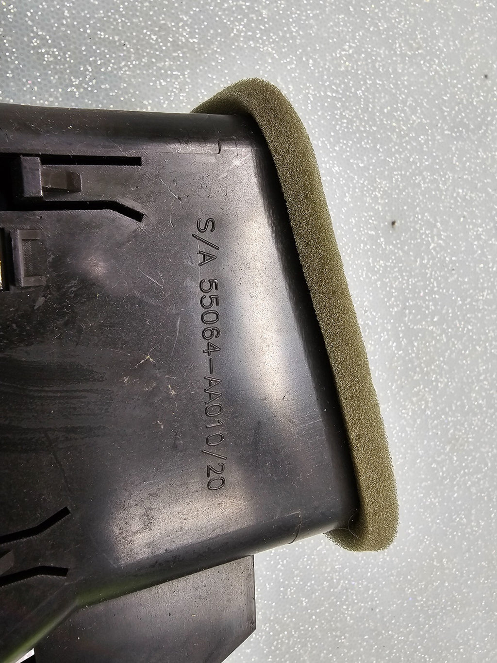 🔥04-08 Toyota Solara PASSENGER SIDE DASH PANEL TRIM INSERT SILVER 55475-AA030