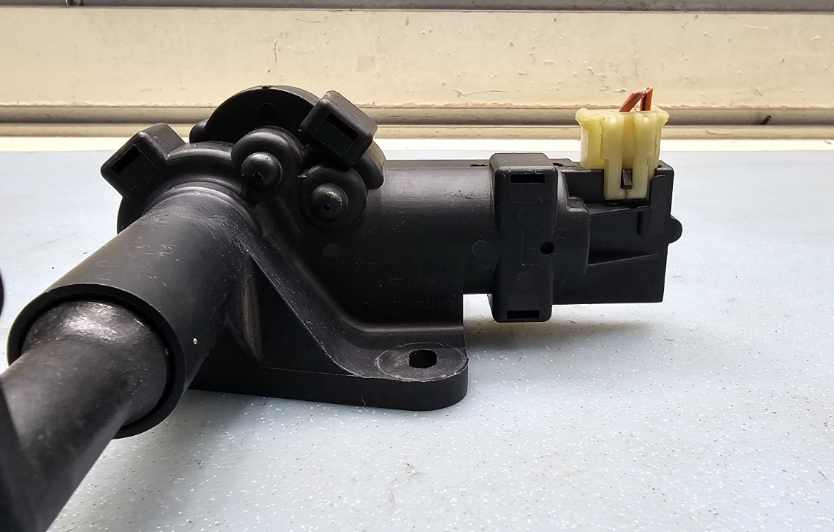 🔥01-07 Caravan Town Country Rear Vent Window Motor Actuator Assembly RH OEM