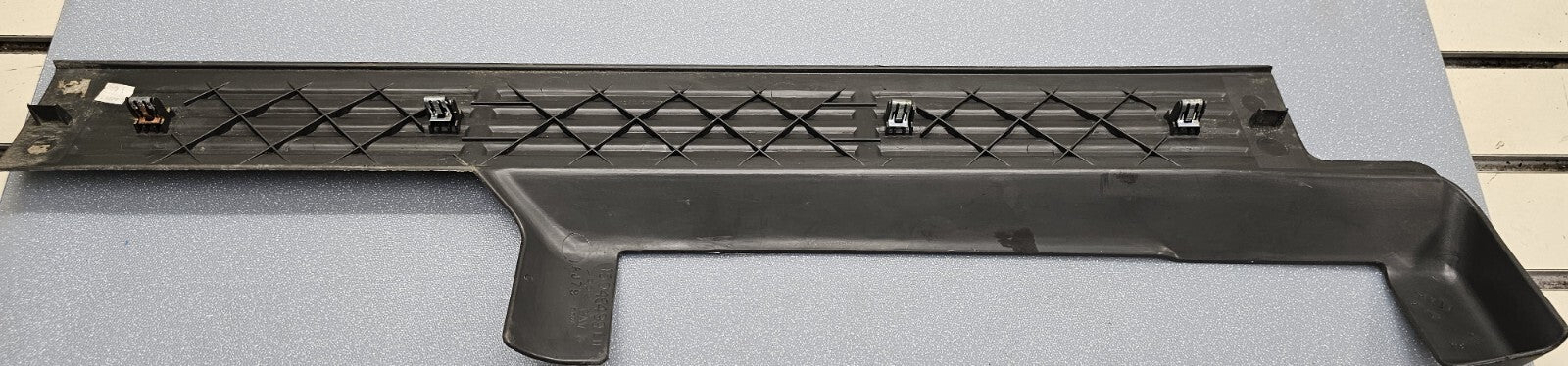 🔥99-06 SILVERADO SIERRA LEFT FRONT CREW CAB DOOR SILL SCUFF PLATE TRIM OEM