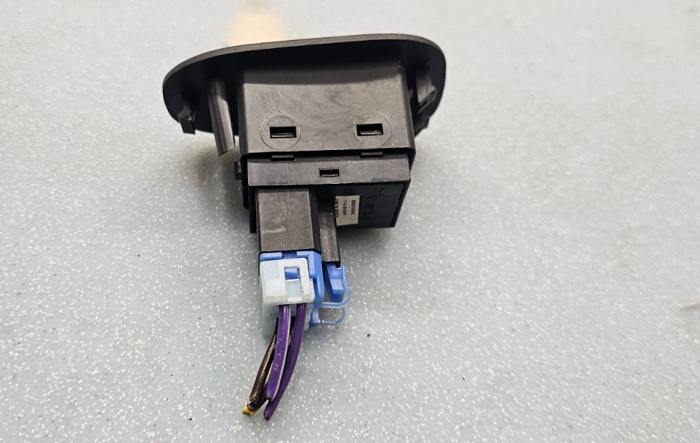 🔥01-04 Chrysler concorde 300M intrepid LHS Passenger Side Power Window Switch