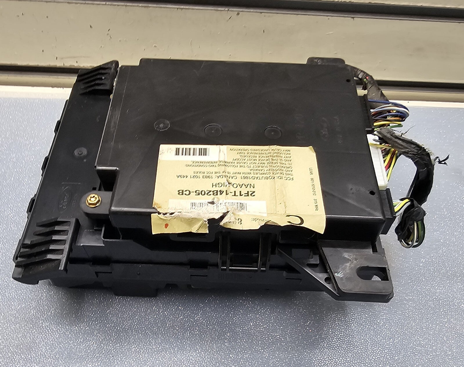 02-03 FORD TAURUS MERCURY SABLE FUSE BOX BCM GEM MODULE MULTIFUNCTION RELAY OEM