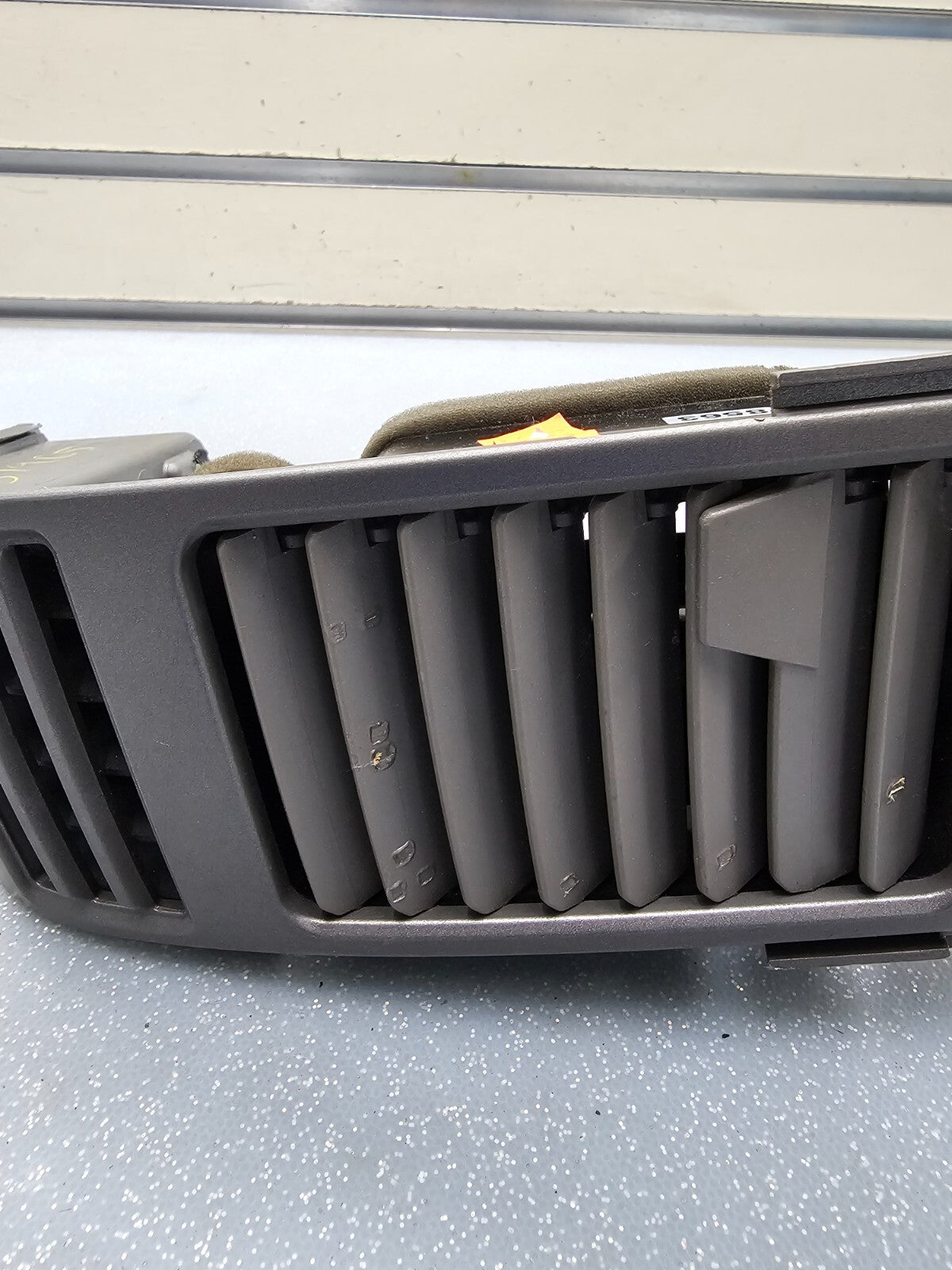 05-15 TITAN ARMADA QX56 DASH LEFT DRIVER AIR VENT HEATER FILTER CONDITIONER GRAY