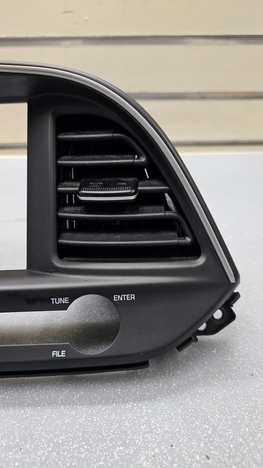 🔥17-20 Hyundai Elantra Dash Center Radio Screen Air Vent Vents Bezel Trim Black