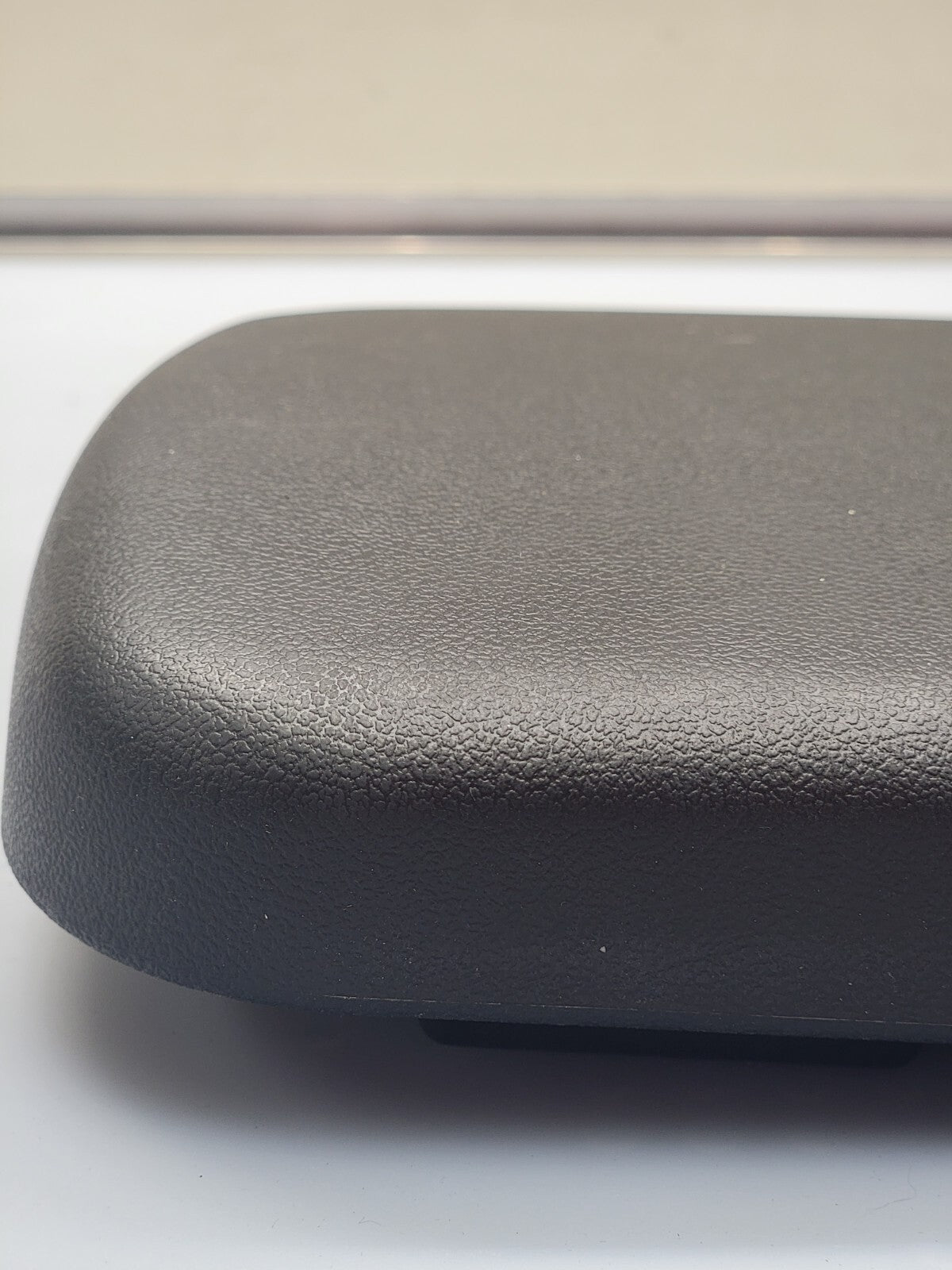 🔥2005-2010 Pontiac G6 Center Console Lid Arm Rest Pad OEM Black
