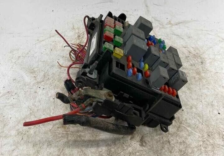 🔥06-07 Chevy Silverado Sierra Power Module Engine Unit Fuse Relay Box Junction