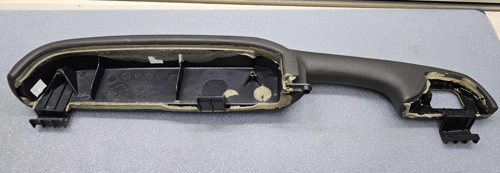 🔥99-06 Chevrolet GMC Silverado Tahoe Rear LEFT Door Armrest Handle DARK GREY H3