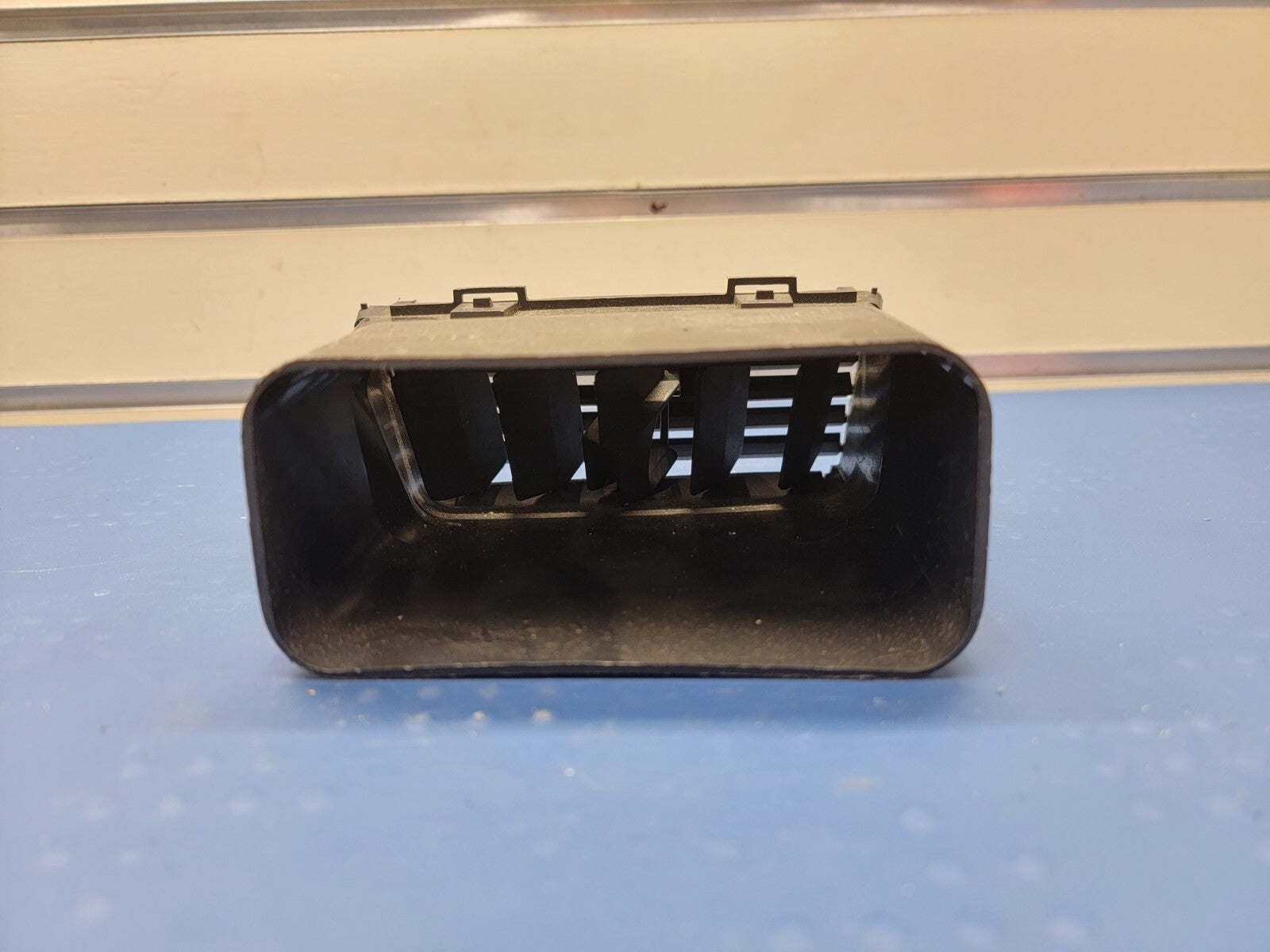 🔥04-08 Toyota Solara Center Upper Left Driver Dash A/C Heater Air Vent Tan OEM