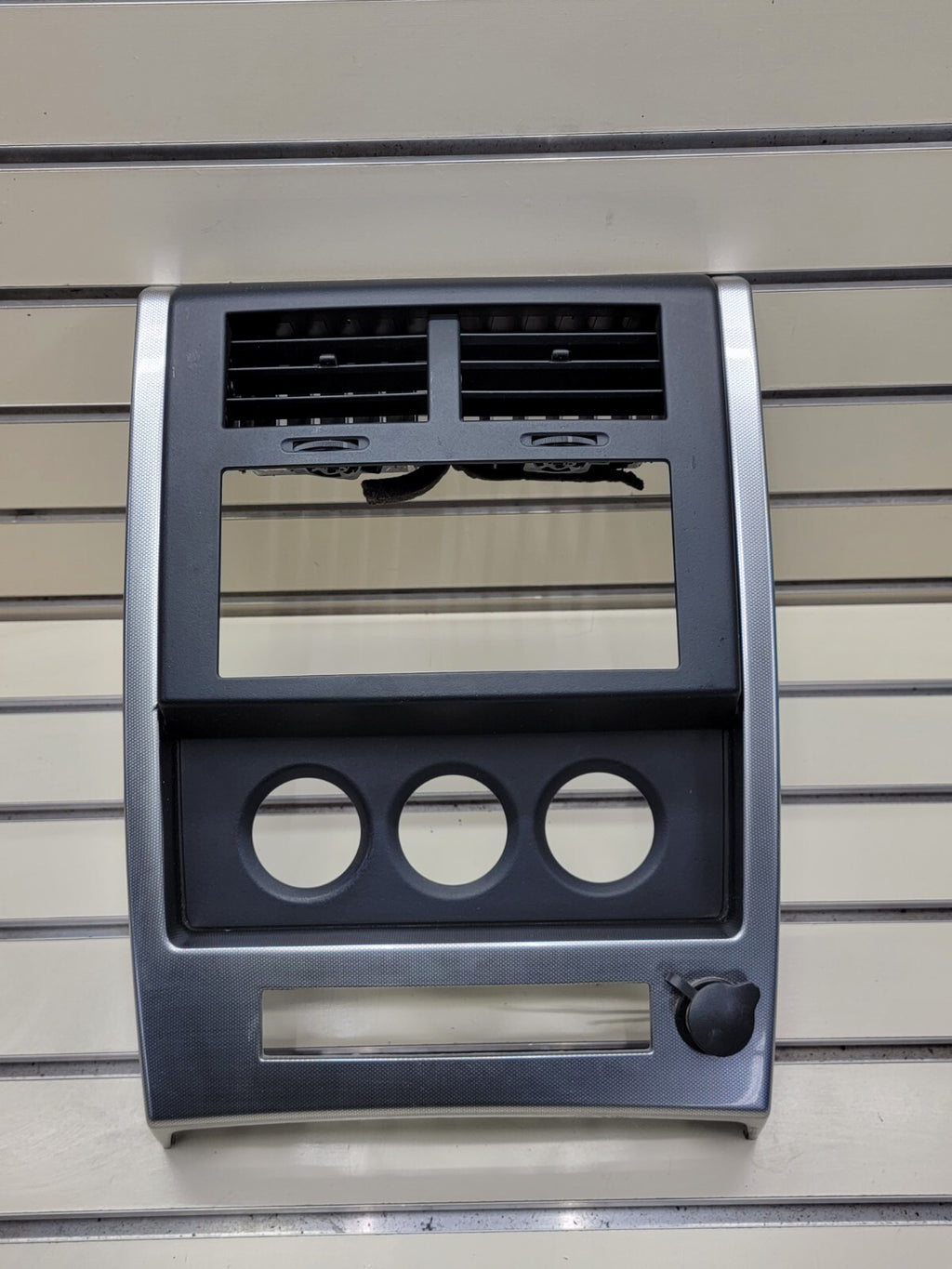 🔥08-12 Liberty Center Dash Radio Stereo Climate Trim Panel Bezel Black/Silver