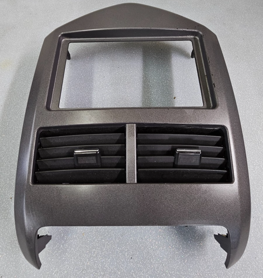 🔥14-16 Chevy Sonic Center Dash FM Radio Stereo Display Bezel Trim Panel Silver