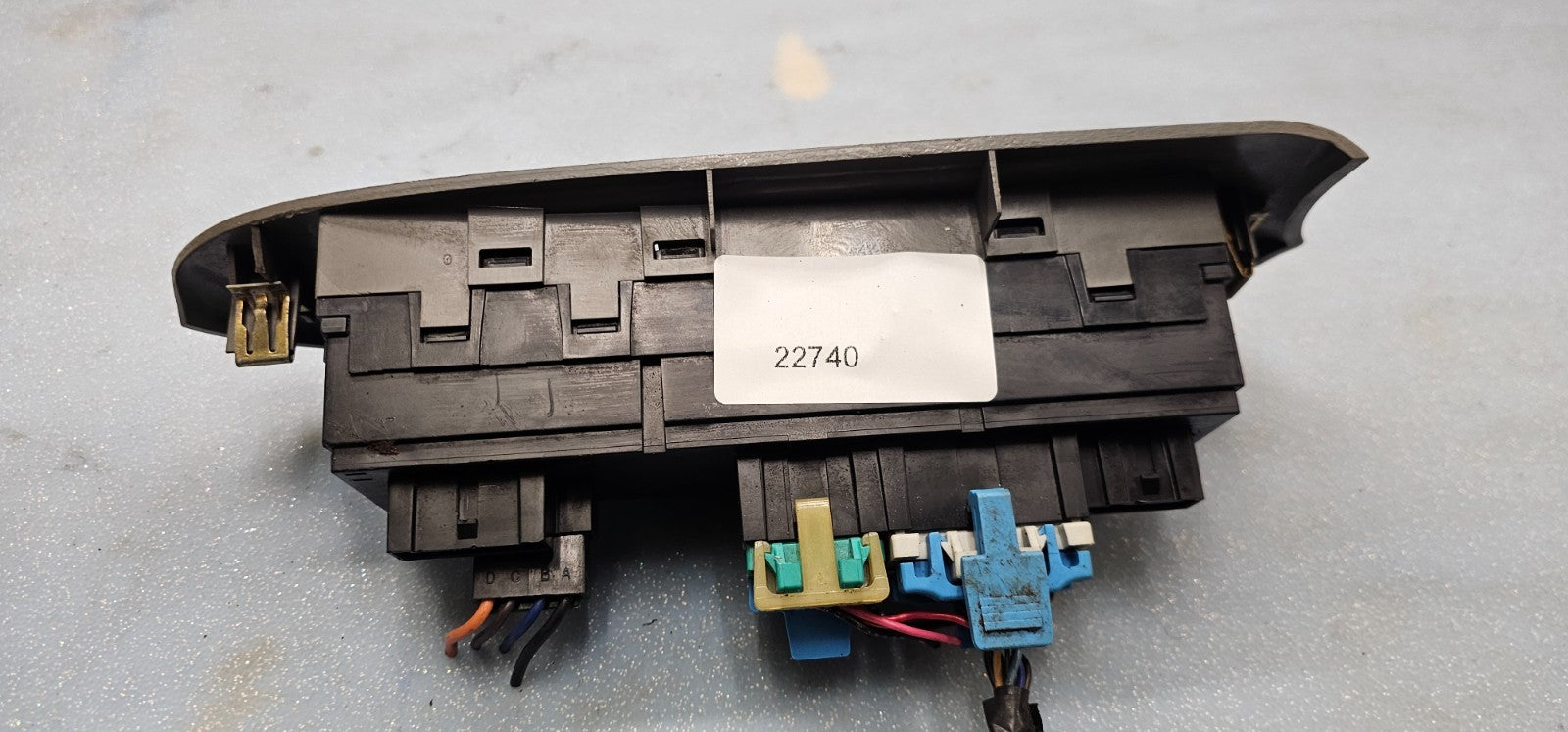 🔥02-05 CHEVY TRAILBLAZER DRIVER SIDE MASTER POWER WINDOW SWITCH GRAY