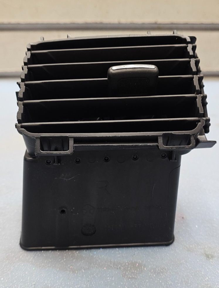 🔥11-14 AVENGER DASH HVAC A/C AC CENTER MIDDLE AIR VENT HEATER RIGHT PASSENGER