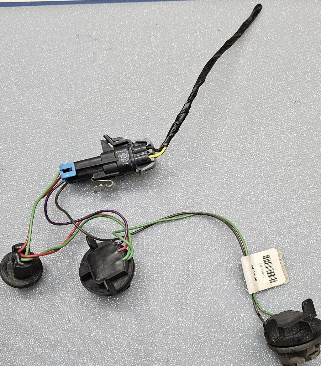 05-10 Pontiac G6 Tail Light Brake Light Wiring Harness Bulb Socket Assembly OEM