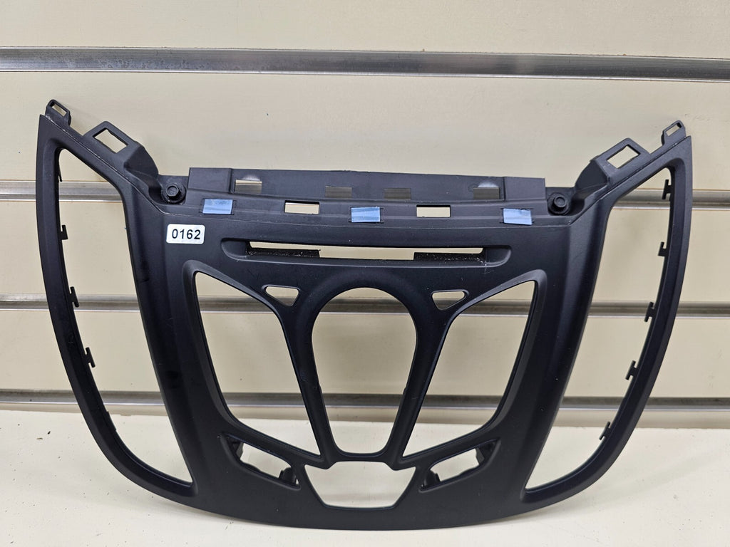 🔥12-14 FORD FOCUS CENTER DASH RADIO DISPLAY PANEL SUUROUND BEZEL TRIM