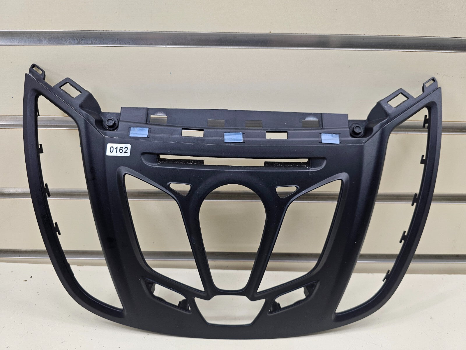 🔥12-14 FORD FOCUS CENTER DASH RADIO DISPLAY PANEL SUUROUND BEZEL TRIM