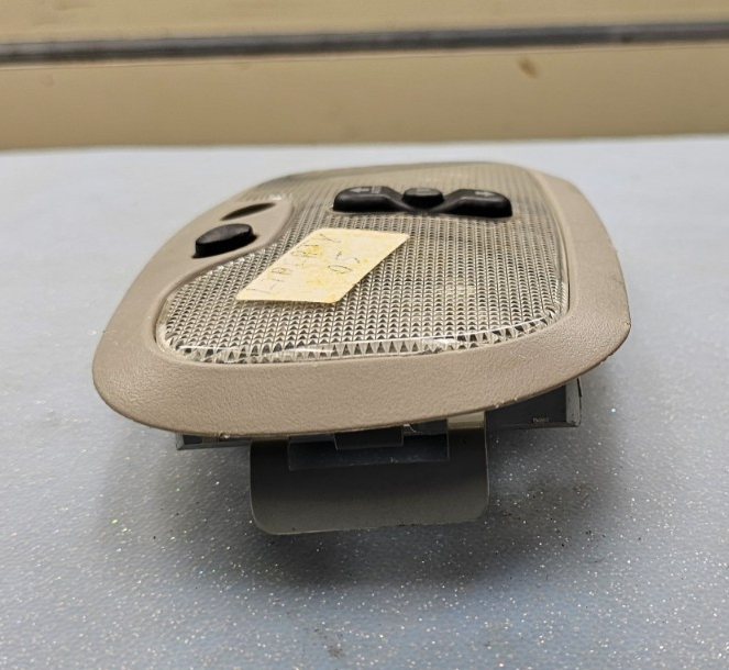 🔥2002-2005 JEEP LIBERTY FRONT CENTER DOME LIGHT POWER SUNROOF SWITCH TAN OEM