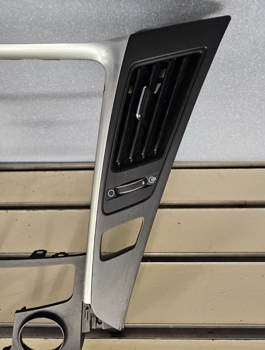 11-14 Hyundai Sonata Center Dash Radio Surround Bezel Trim Panel Climate Silver