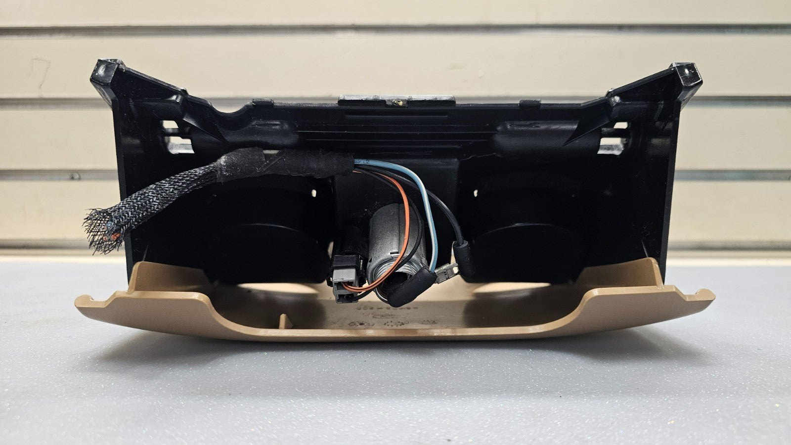 🔥98-02 Ford Crown Victoria Lincoln town car DASH CUP HOLDER ASHTRAY OEM  TAN
