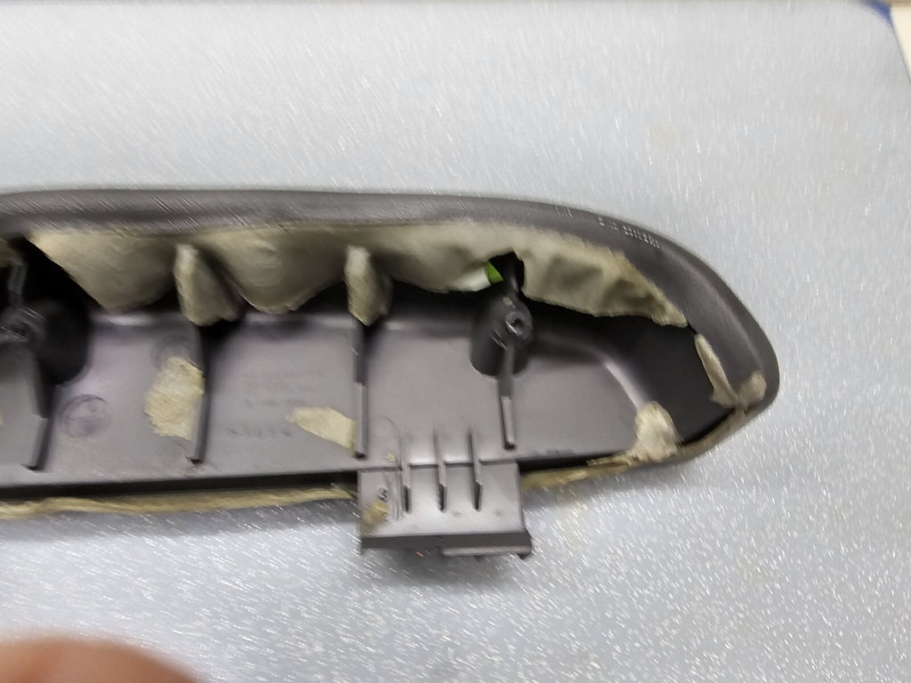 🔥03-06 Chevy GMC Silverado Tahoe Front Right Door Armrest Handle Graphite H2