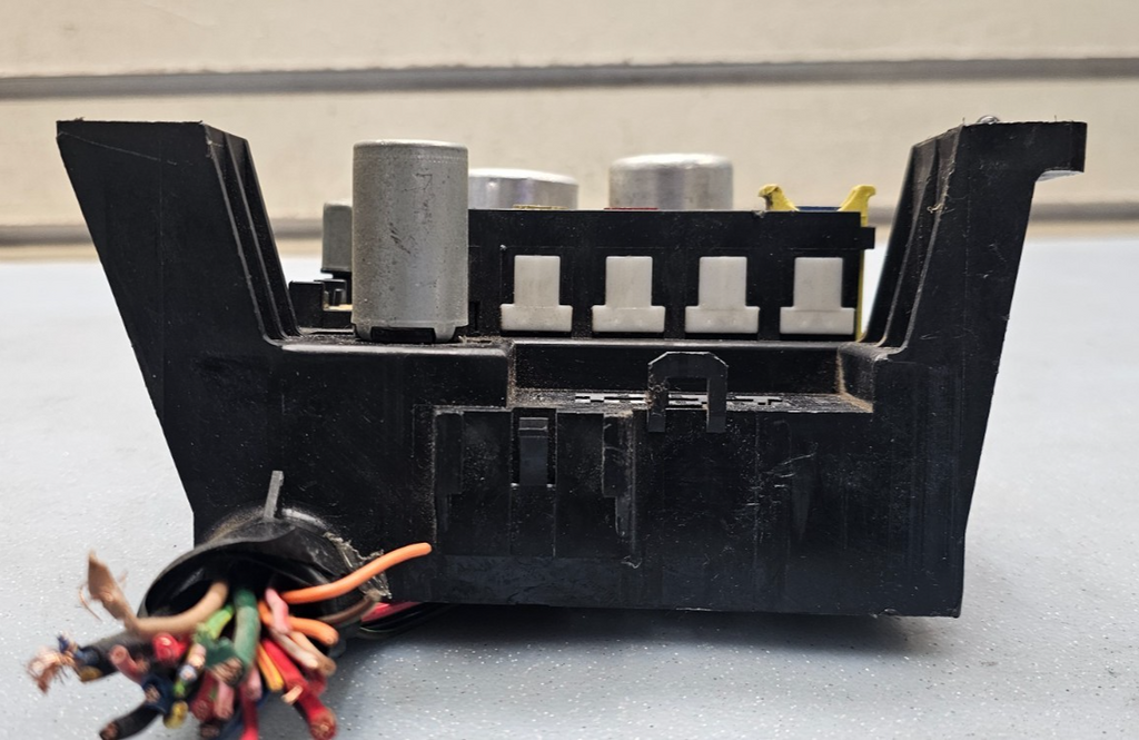 94-97 Dodge Ram Fuse Box Power Body Control Module Relay Under Dash Junction Box