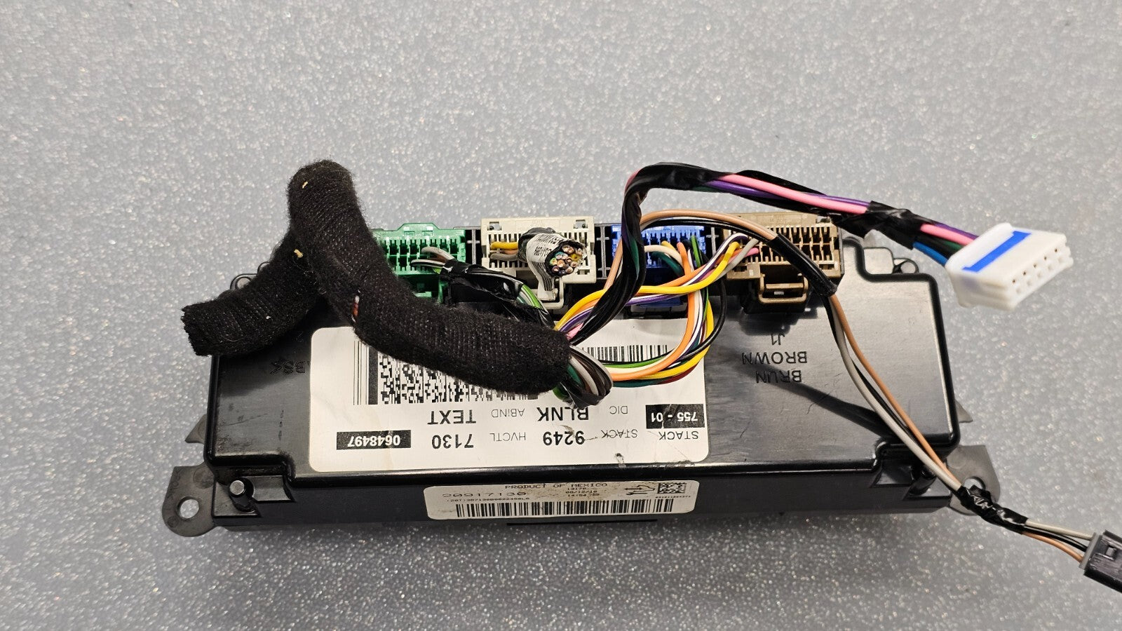 🔥09-12 CHEVY TRAVERSE DASH CENTER AC HEATER CLIMATE TEMPERATURE CONTROL UNIT