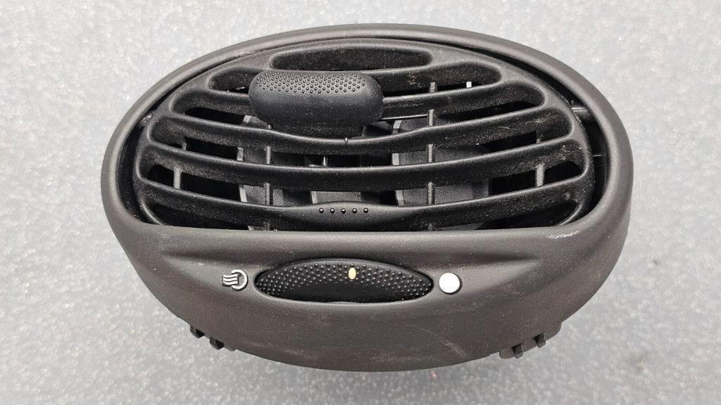 🔥00-04 FORD FOCUS Dash Right Passenger Air Vent A/C AC Heater Panel Black