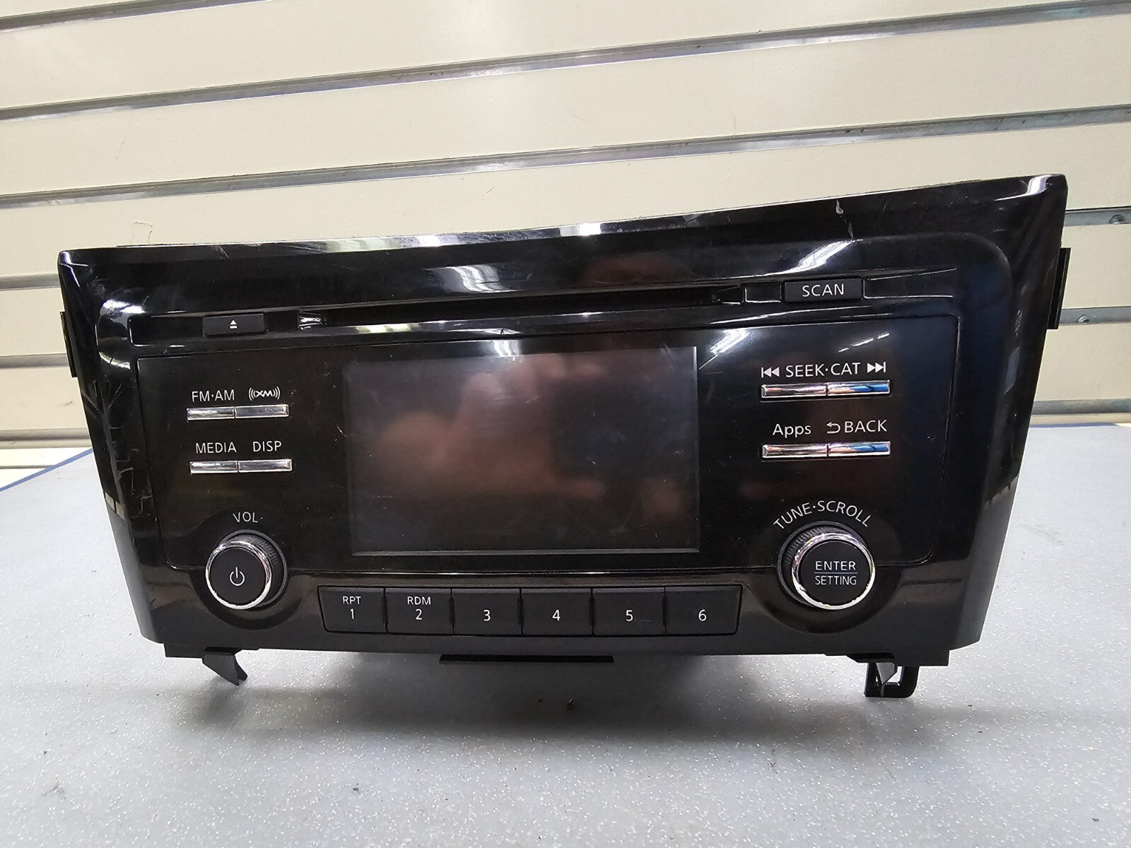 🔥14-16 Nissan Rogue AM FM CD Navigation Radio Receiver 25915-4BA0A OEM