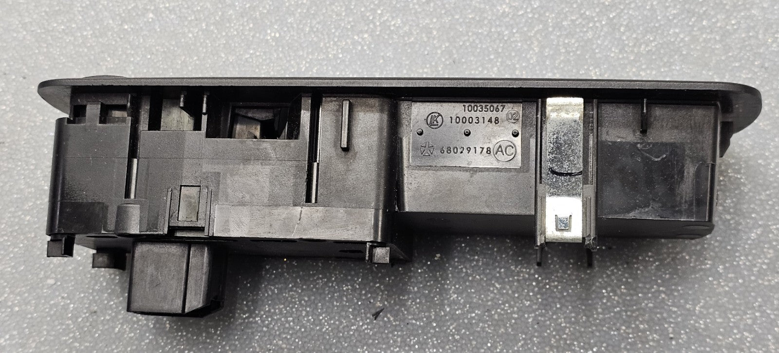 🔥13-15 Dodge Ram Right Passenger Power Door Window Switch Lock Assembly Black