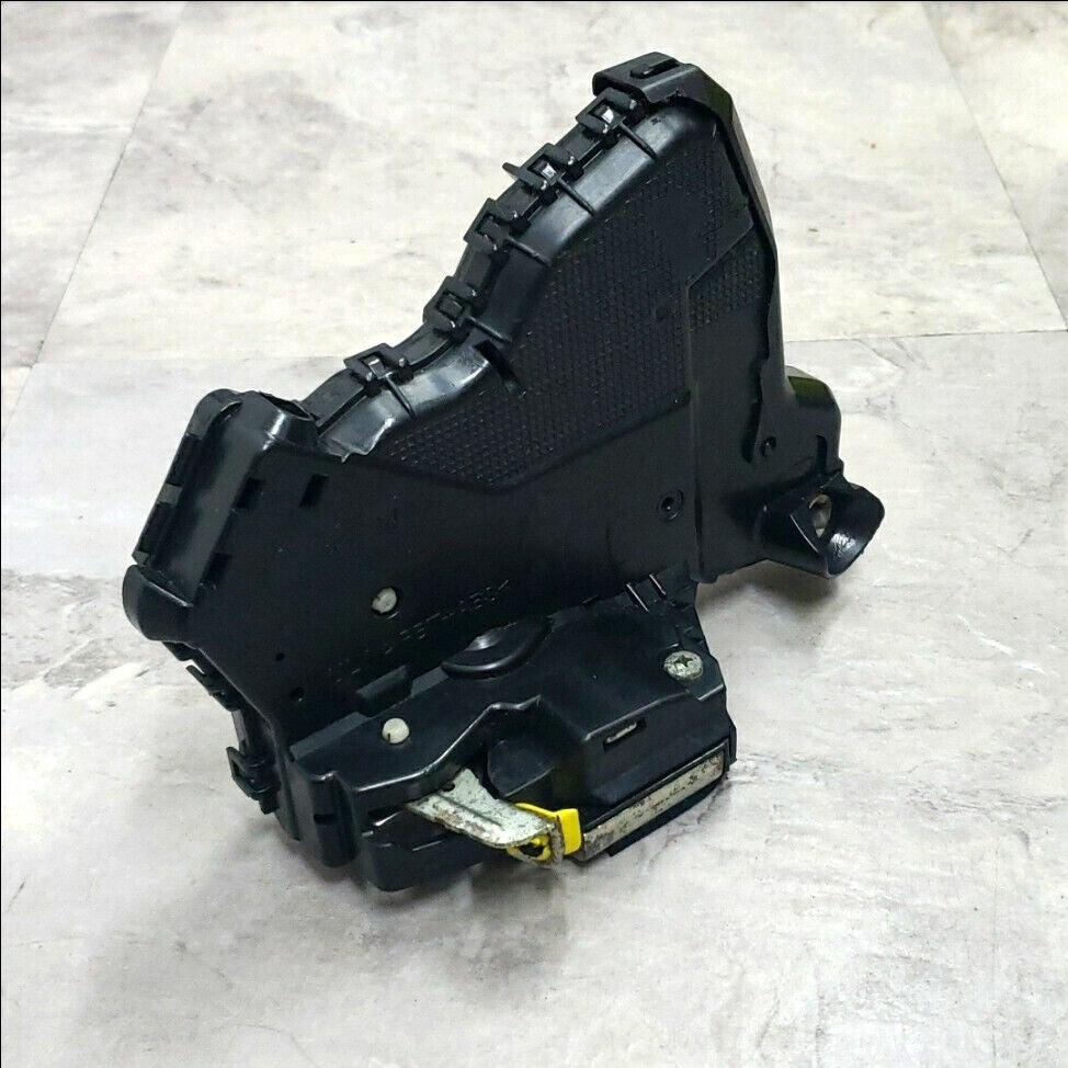 03-08 Pontiac Vibe LEFT FRONT door lock actuator OEM/PV