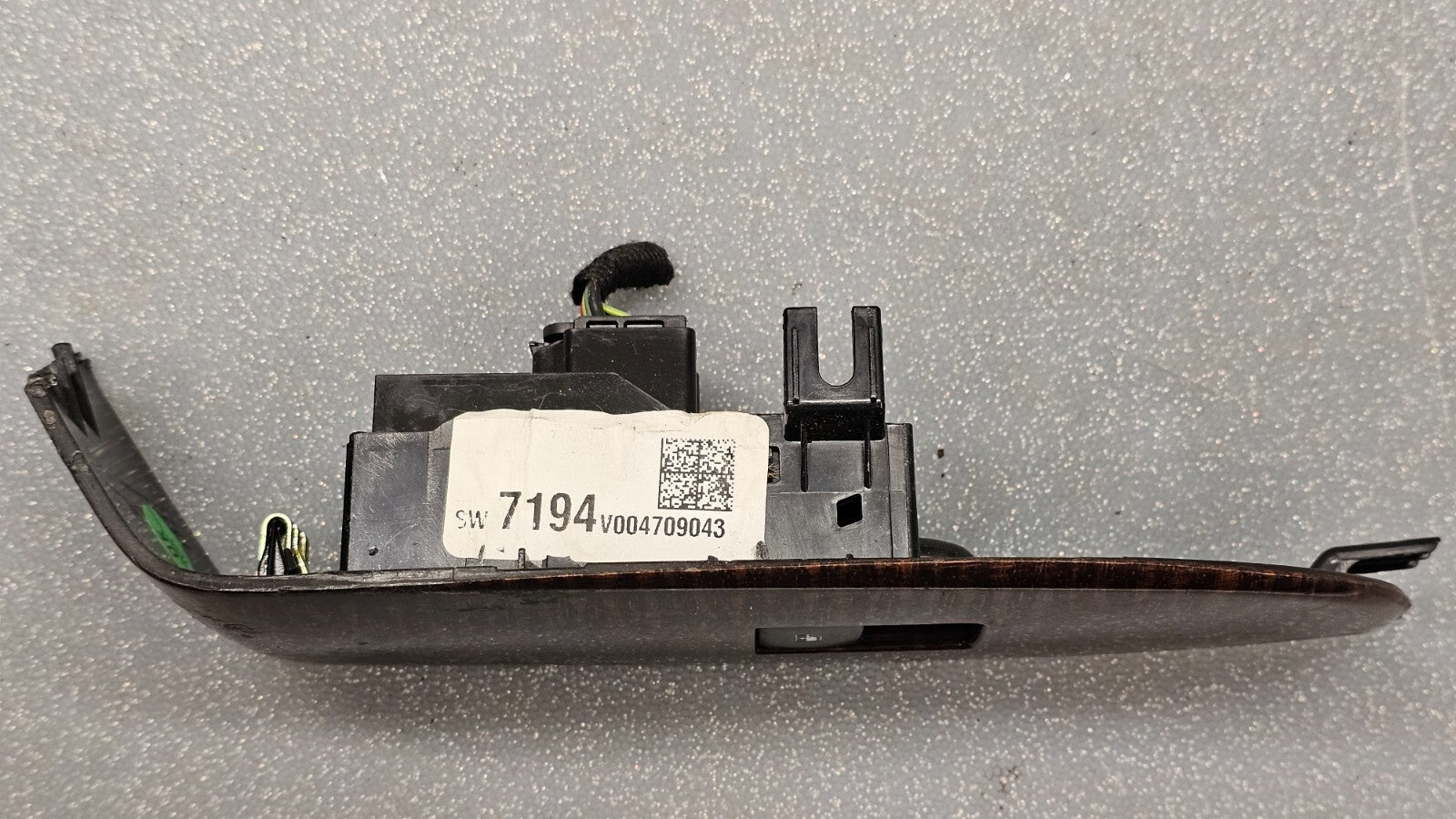 🔥13-15 CHEVY MALIBU FRONT RIGHT PASSENGER POWER DOOR WINDOW SWITCH LOCK WOOD