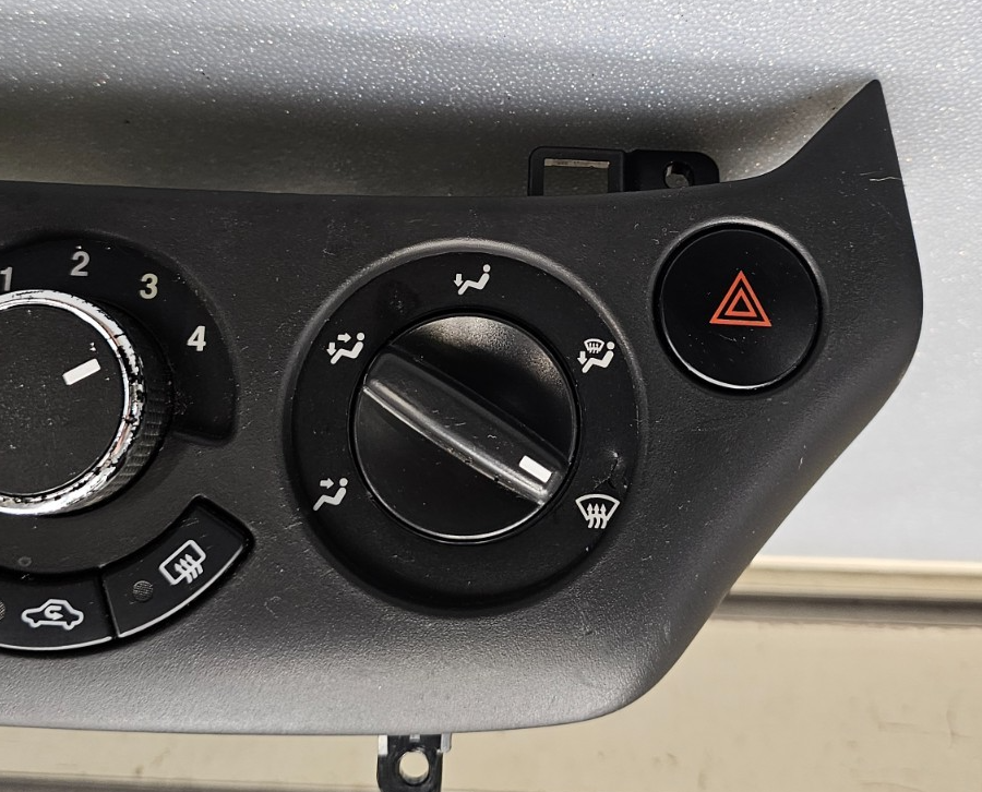 🔥07-11 Chevy Aveo A/C Climate Control Heater Temperature HVAC Panel