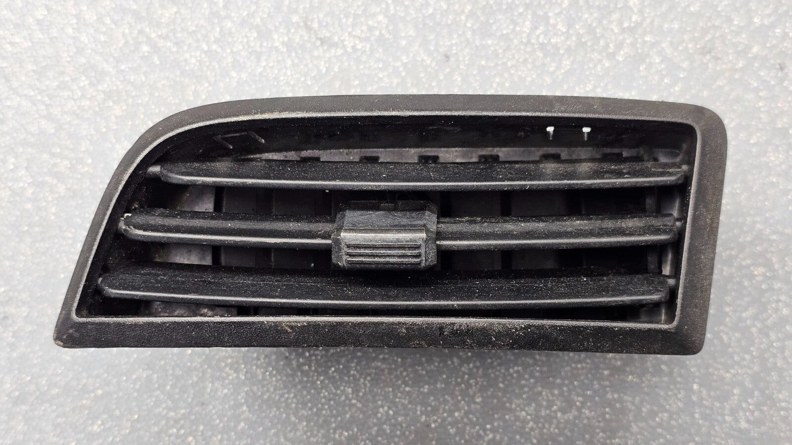 🔥 08-11 Ford Focus Dash Left Driver Air Vent Heater Conditioning  Black