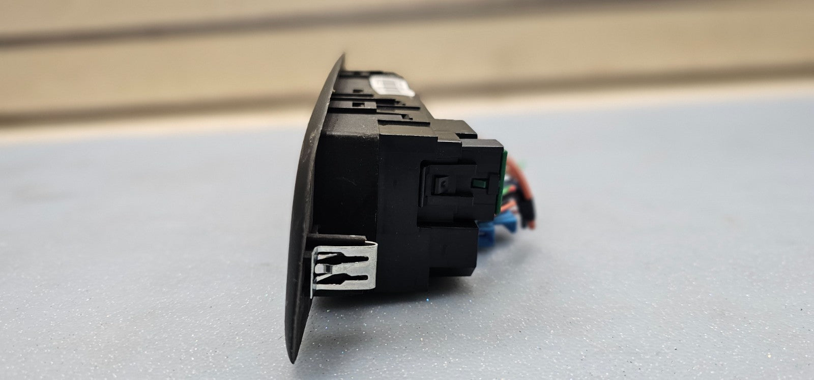 06-09 TRAILBLAZER ENVOY Power Window Door Switch Front Right Passenger BLACK WS9