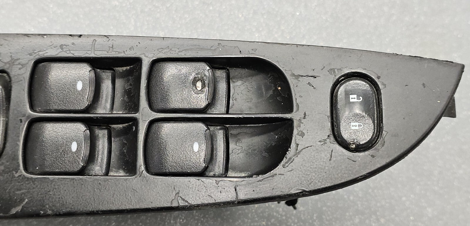 🔥07-09 Saturn Aura Left Driver Master Power Door Window Switch Assembly Black