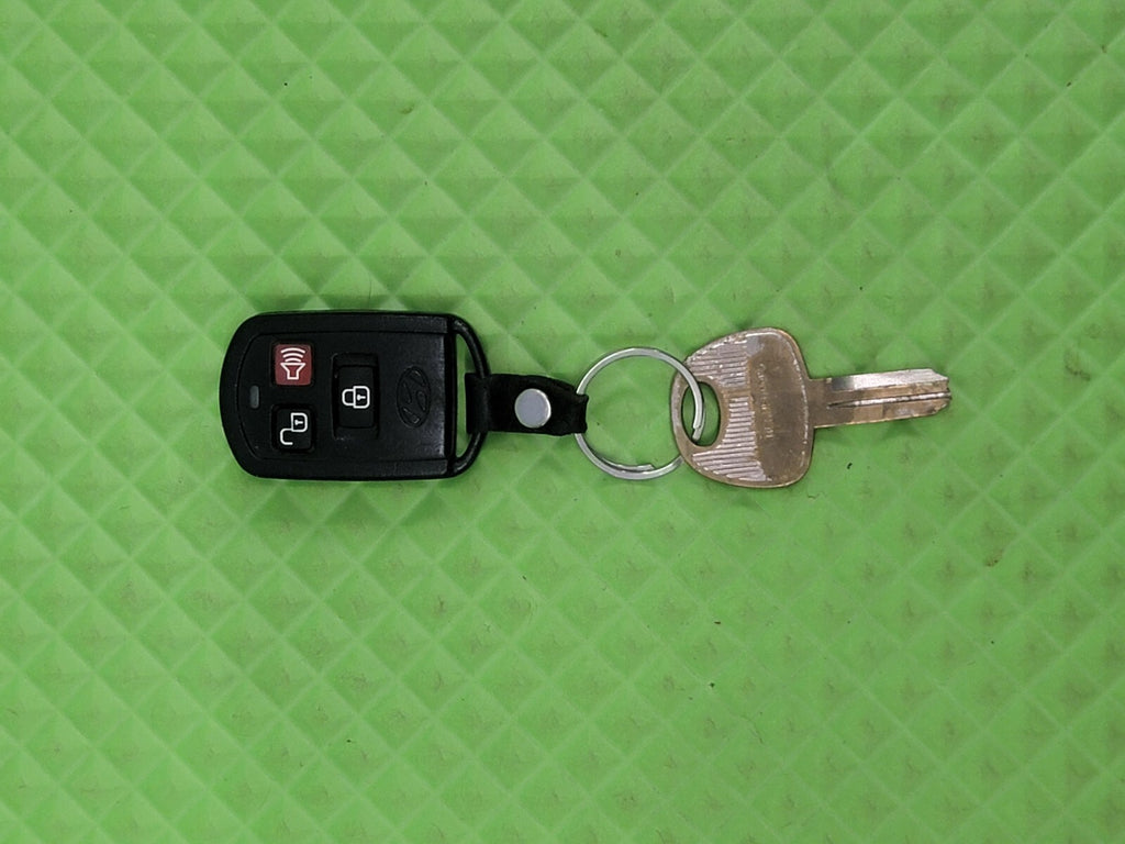 🔥 2004-2006 HYUNDAI ELANTRA, SANTA FE KEYLESS REMOTE KEY FOB & KEY