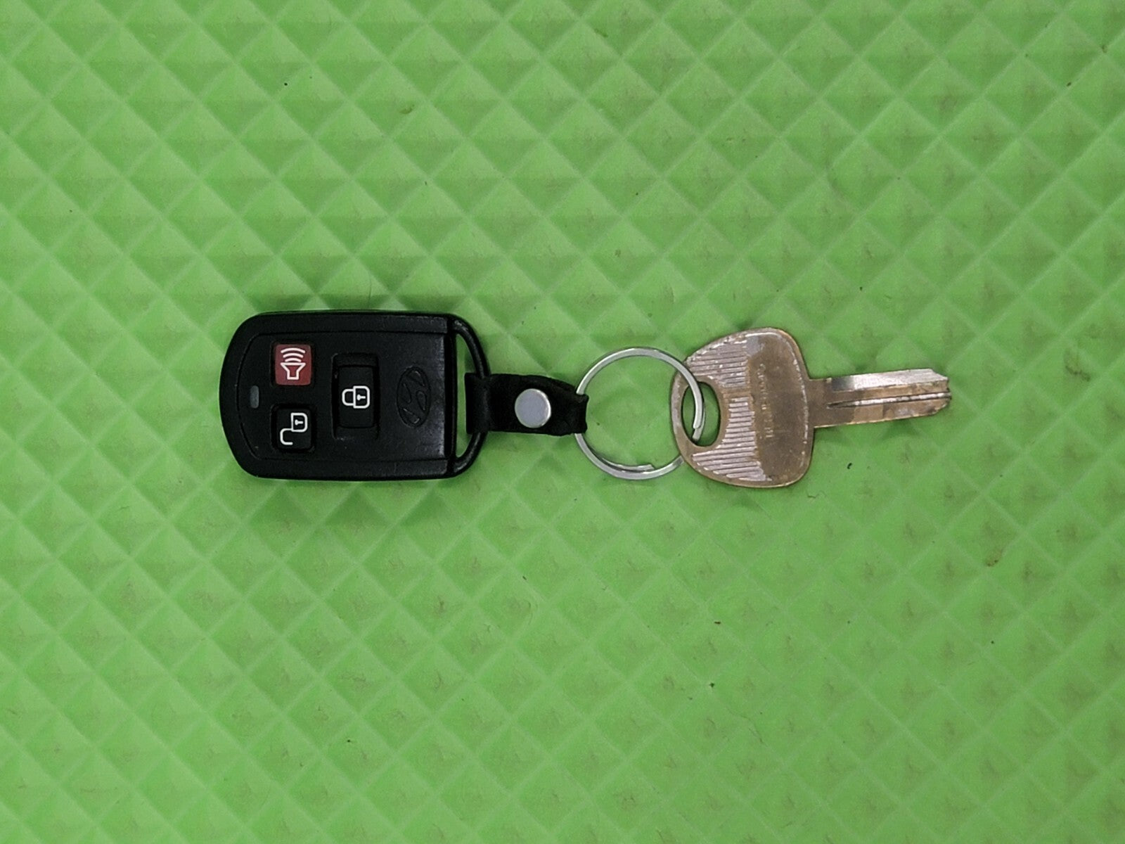 🔥 2004-2006 HYUNDAI ELANTRA, SANTA FE KEYLESS REMOTE KEY FOB & KEY