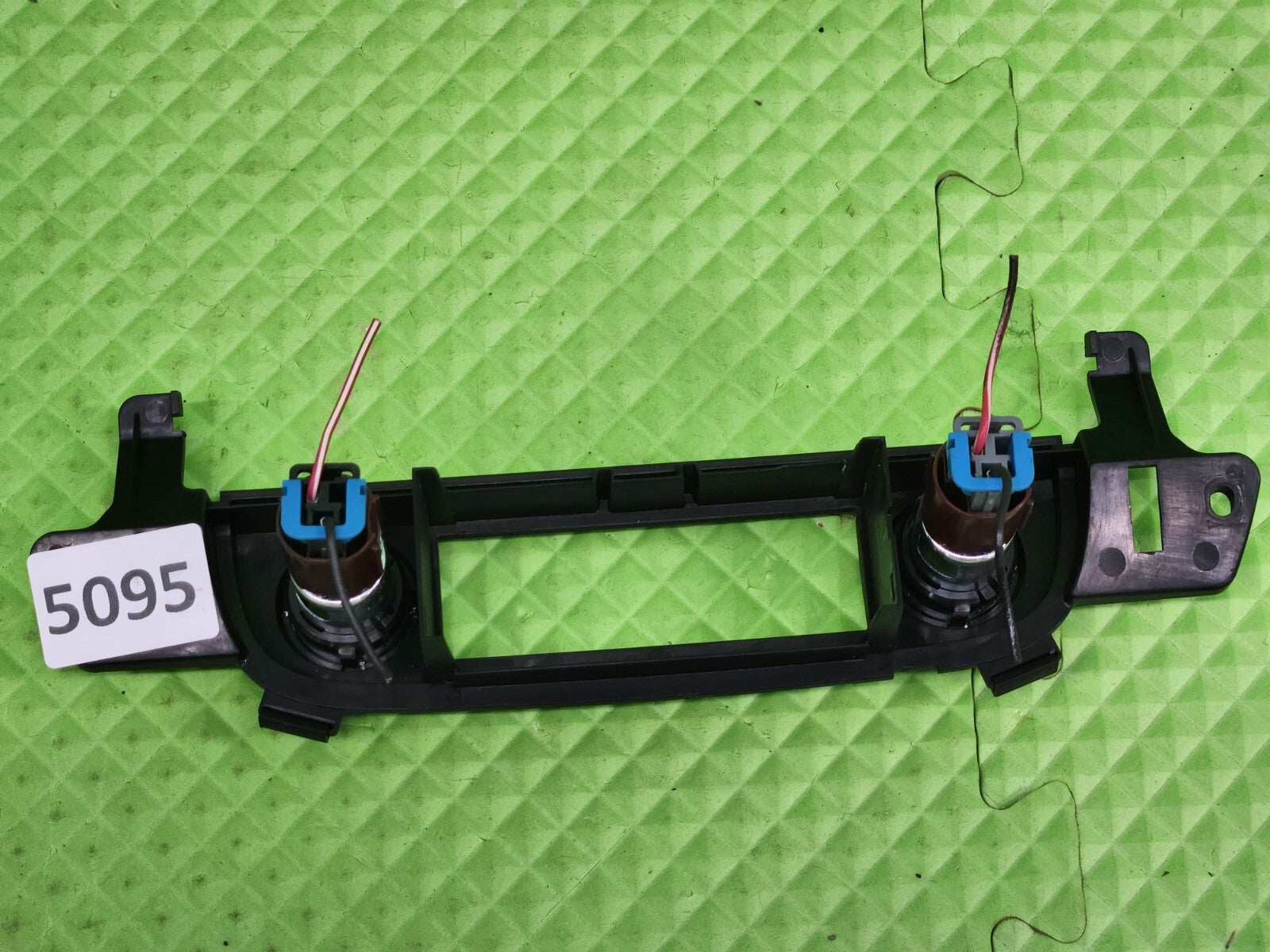 🔥2007-2013 GMC YUKON PEDAL ADJUST TRACTION CONTROL SWITCH OEM Black SW41