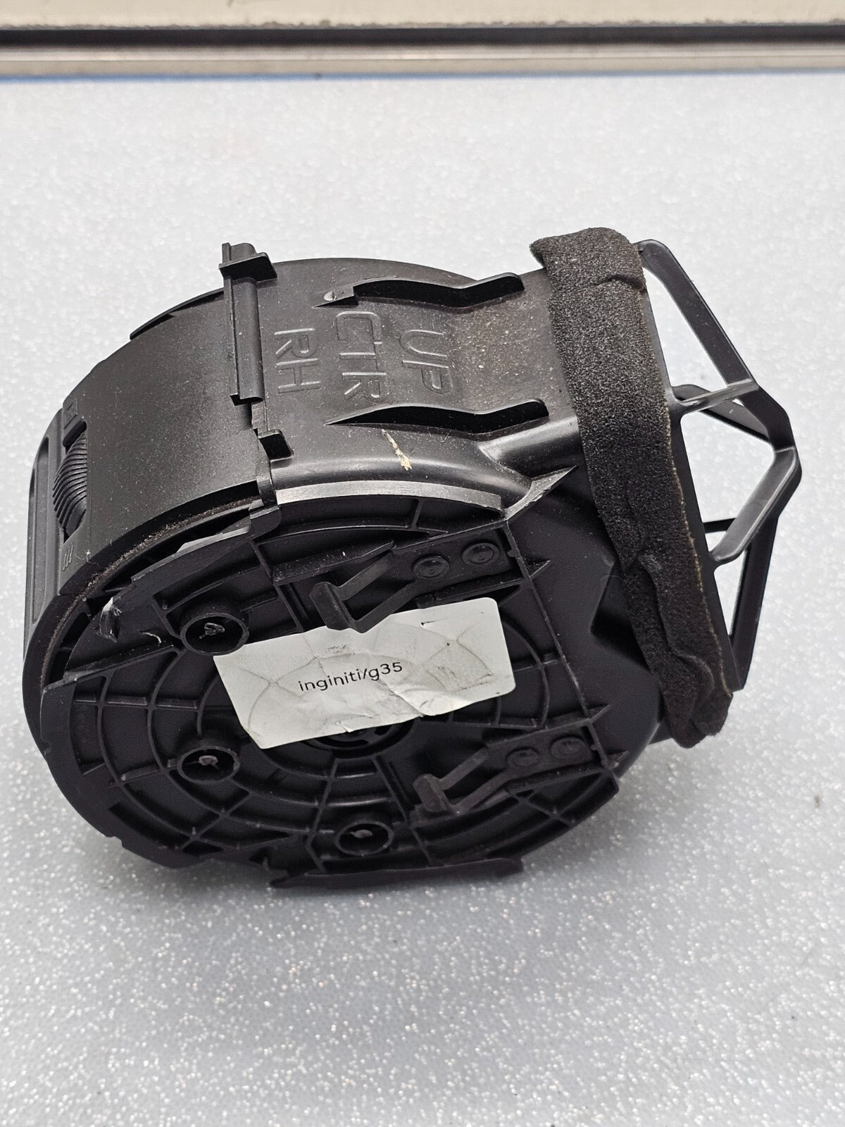 03-06 INFINITI G35 COUPE DASH RIGHT PASSENGER AIR VENT HEATER CONDITIONING BLACK