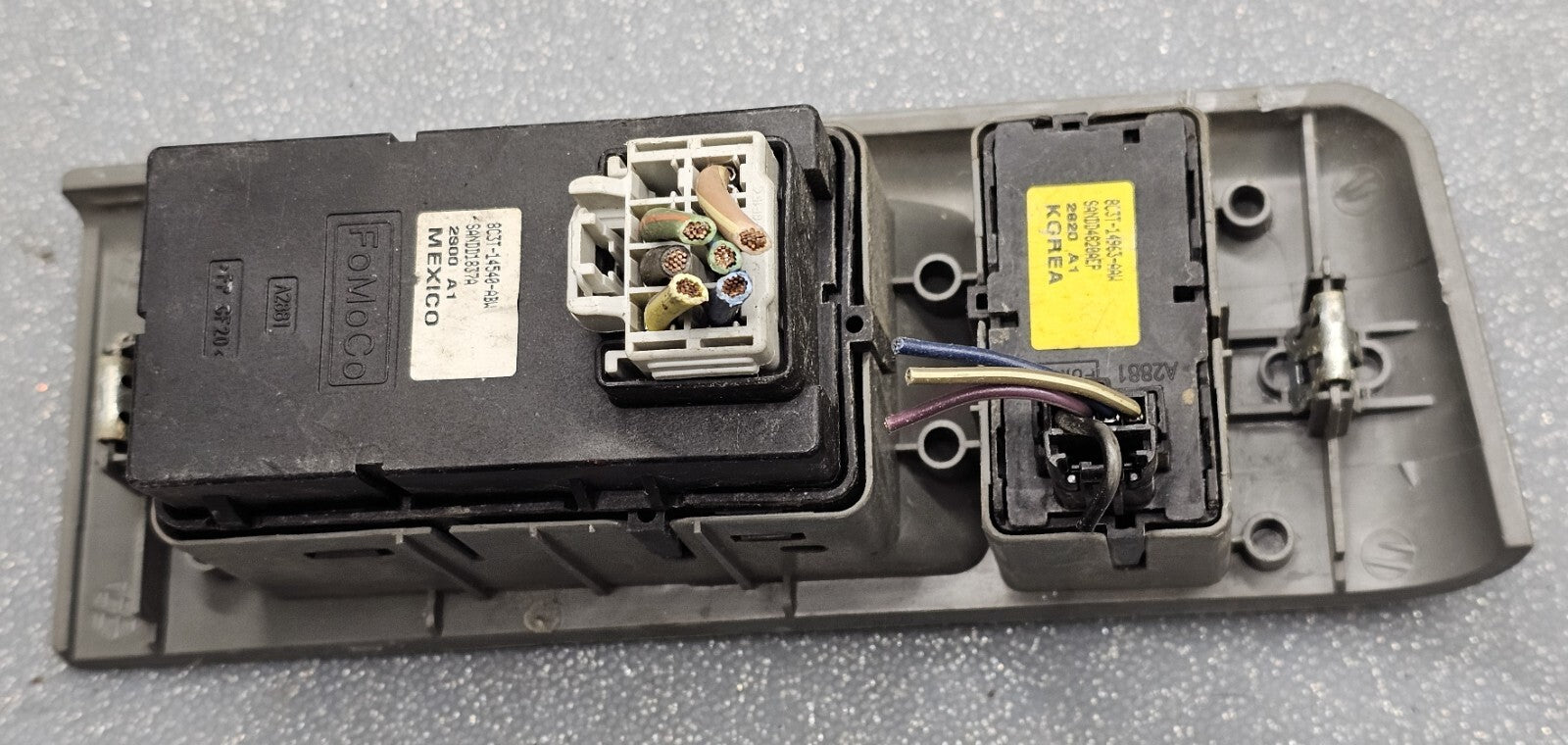 🔥2009-2014 Ford E150 E250 Left Driver Master  Window Switch OEM Gray