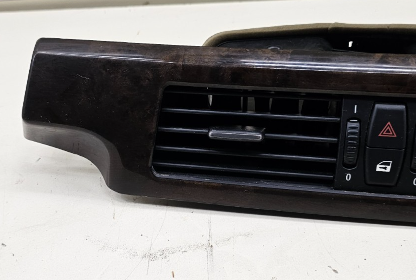 04-10 BMW 525i 528i Dash Center AC Air Vent Heater Grille Trim Panel Bezel Wood