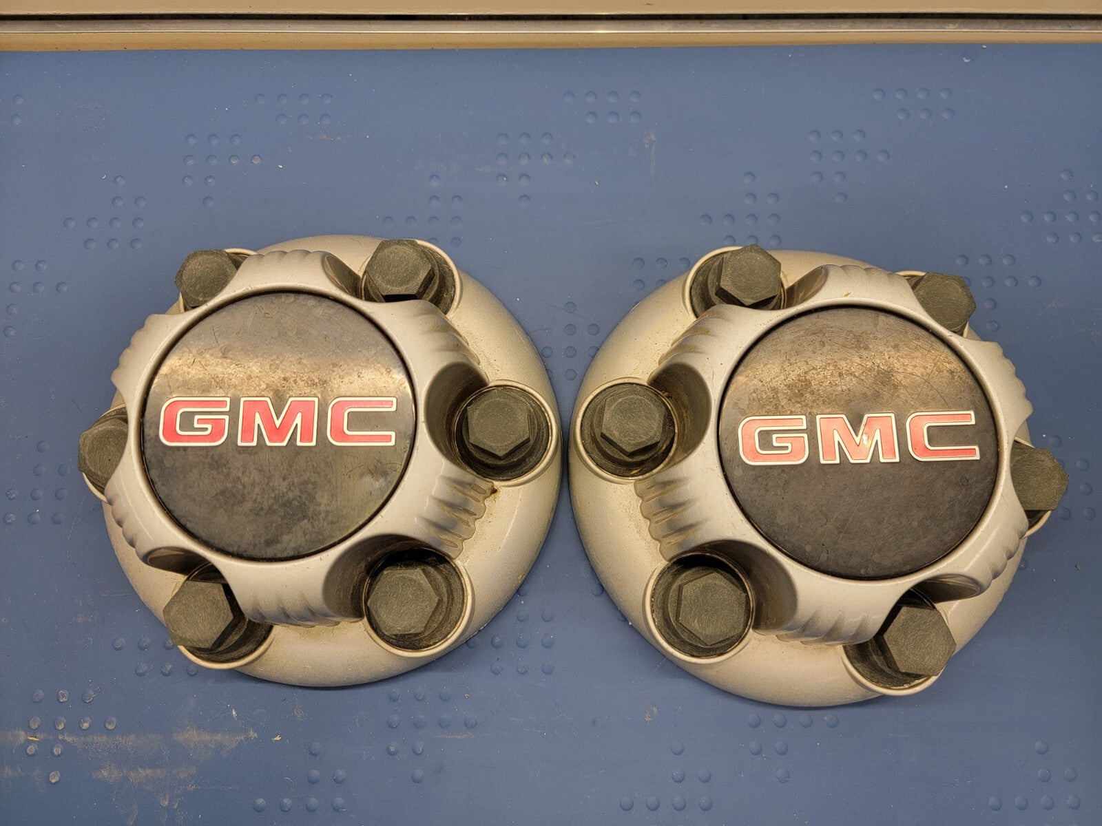 🔥99-04 Chevy Silverado GMC Sierra Wheel Center Hub Caps Cover 6 Lug