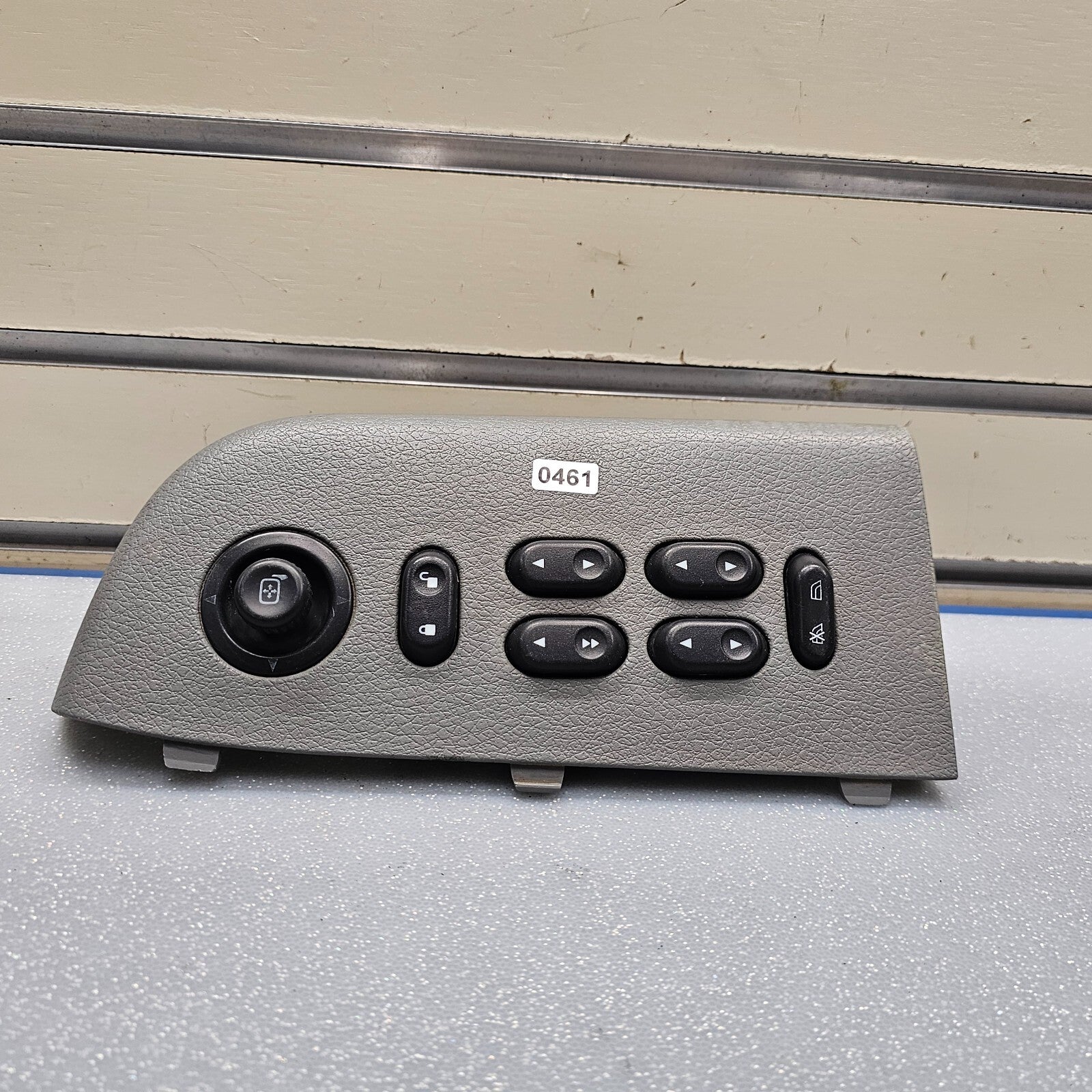 🔥04-08 Ford F150 Left Driver Master Door Window Power Switch Control Gray WS24