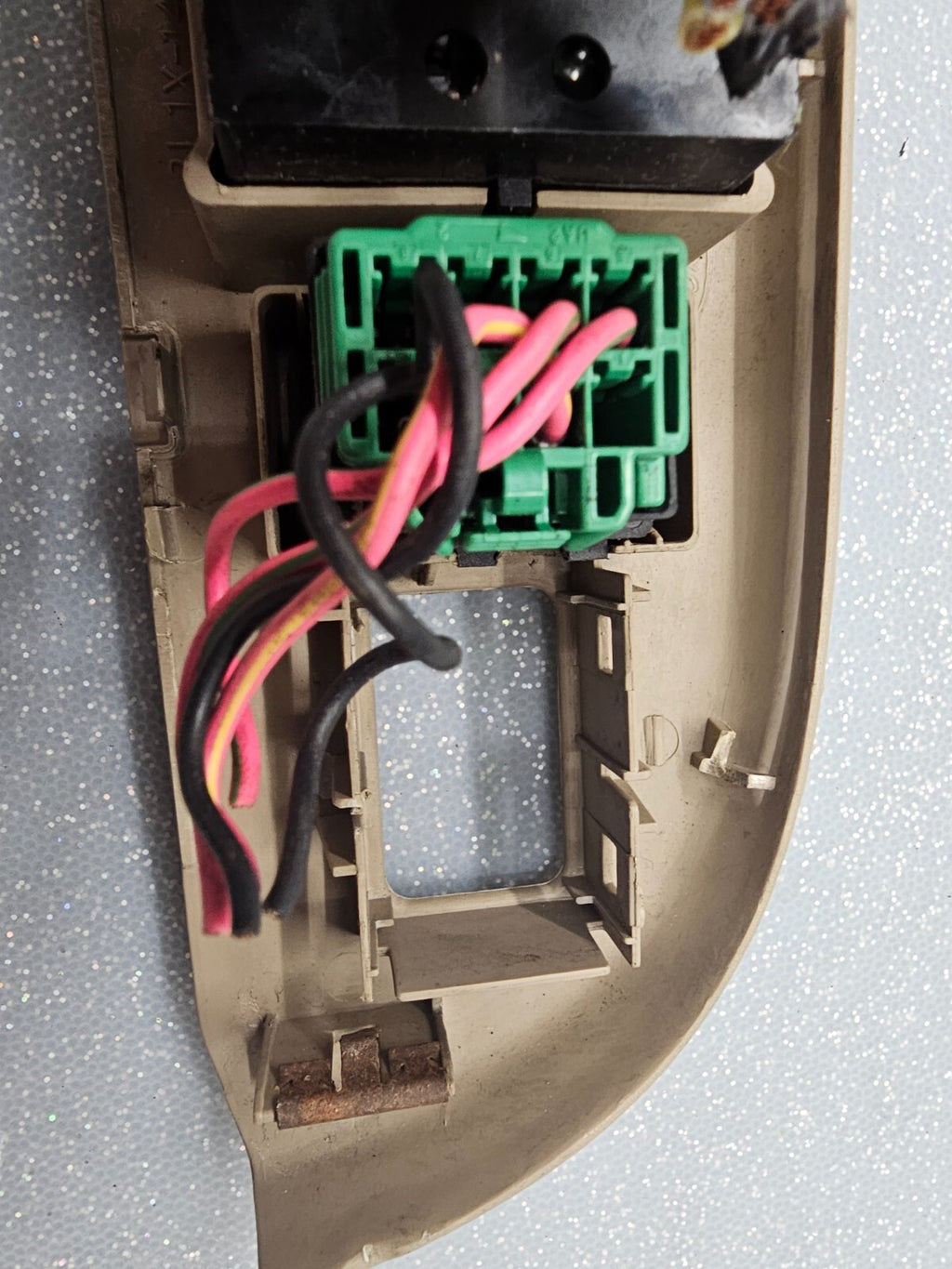 03-06 Ford Expedition Left Driver Master Door Window Control Switch Assembly Tan