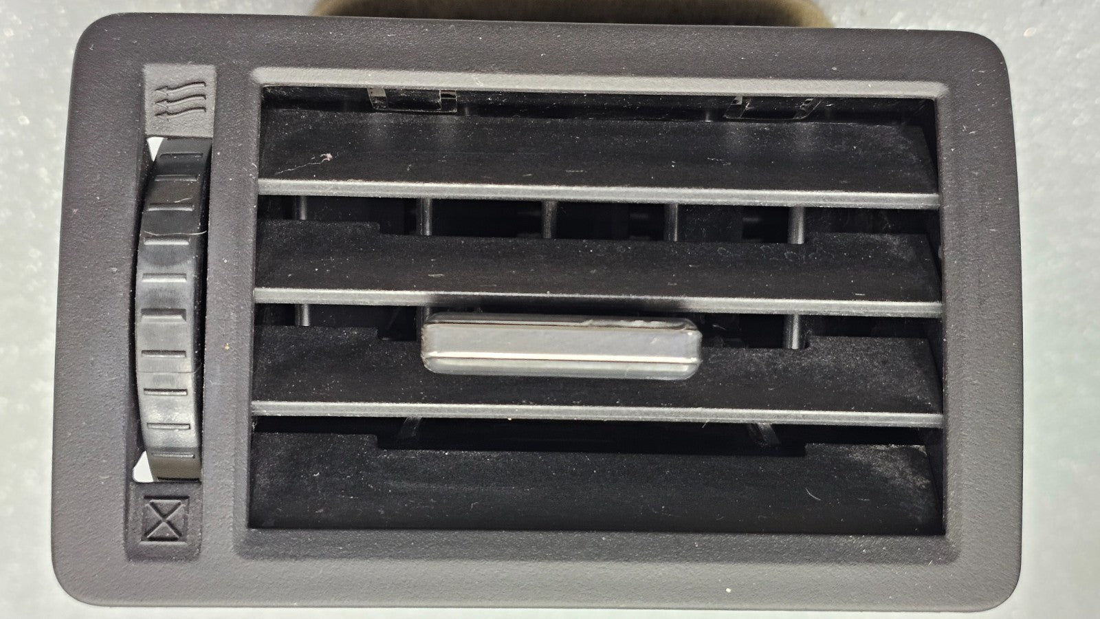 🔥 06-09 Fusion Milan Dash Left Driver AC A/C Air Vent Heater Panel Black