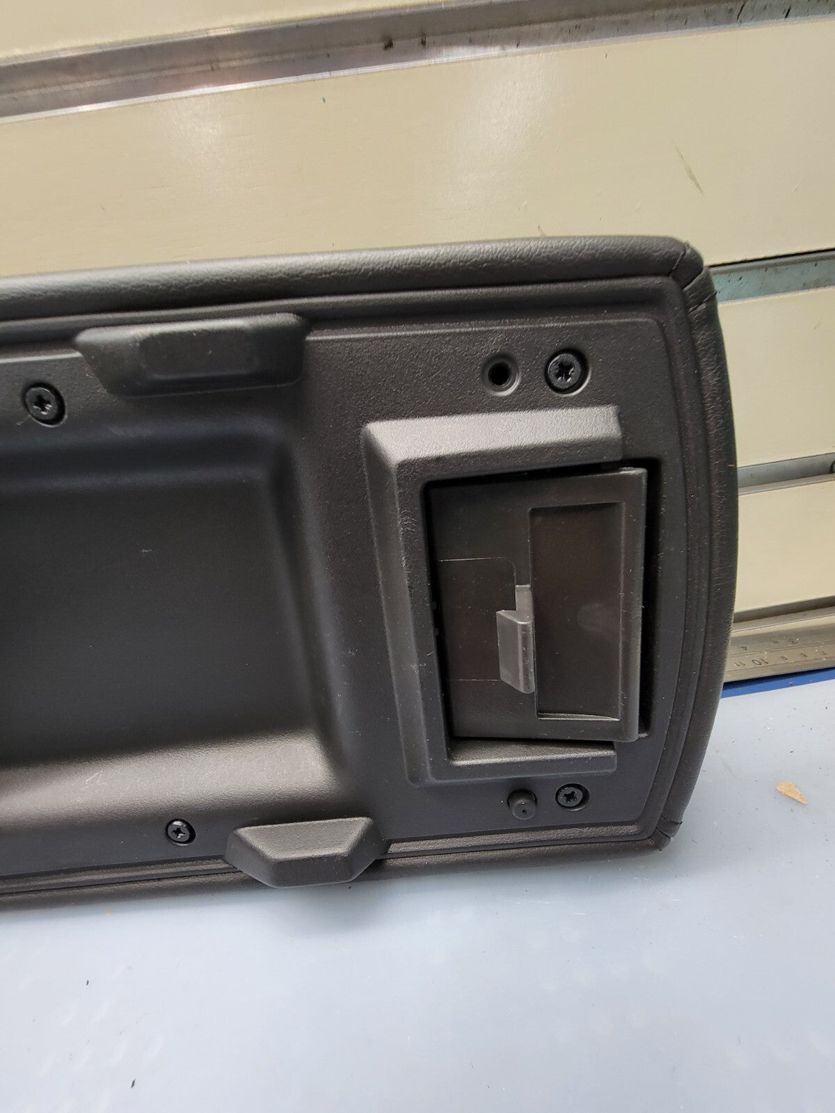 🔥06-13 CHEVROLET IMPALA CENTER CONSOLE ARM REST LID TOP PAD COVER BLACK LEATHER