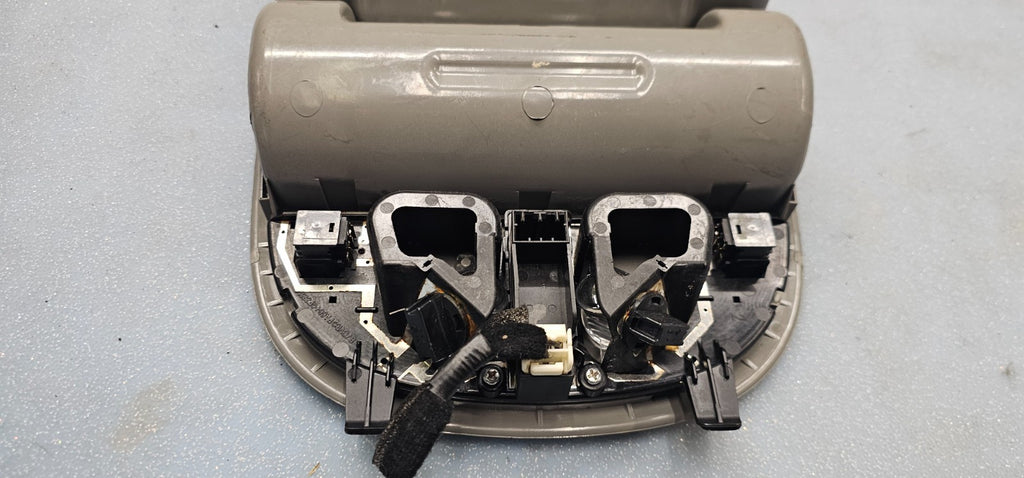 🔥07-12 HYUNDAI SANTA FE FRONT OVERHEAD CONSOLE DOME MAP LIGHT LAMP SUNROOF TAN
