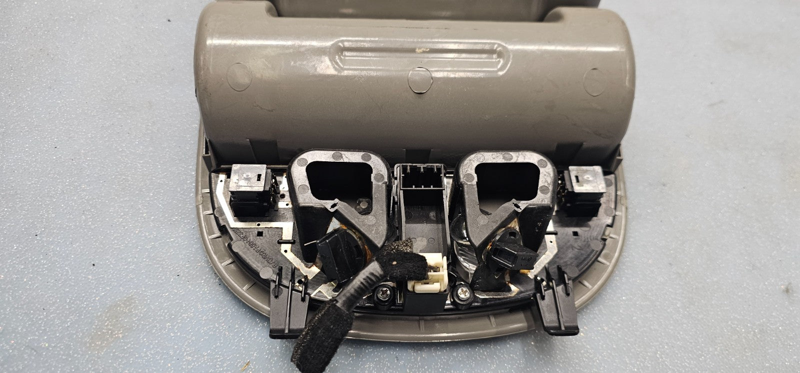 🔥07-12 HYUNDAI SANTA FE FRONT OVERHEAD CONSOLE DOME MAP LIGHT LAMP SUNROOF TAN