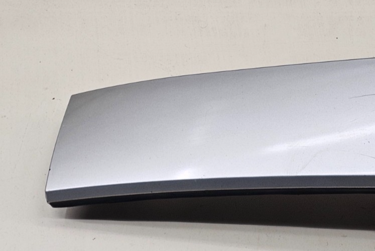 🔥2009-2013 SUBARU FORESTER REAR TAILGATE TRUNK MOLDING TRIM W/ BADGE GRAY OEM