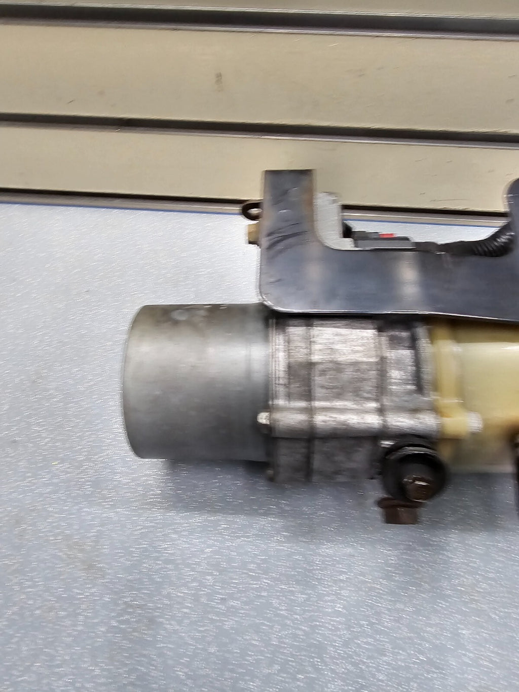 🔥2010-2011 MAZDA 3 ELECTRIC POWER STEERING PUMP ASSIST MOTOR ASSEMBLY