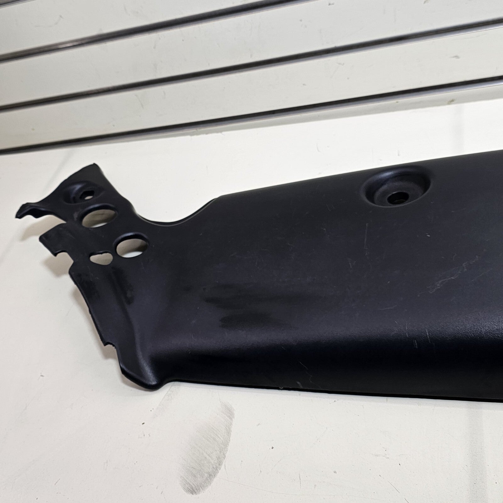 🔥00-05 CADILLAC DEVILLE RADIATOR SUPPORT COVER OEM