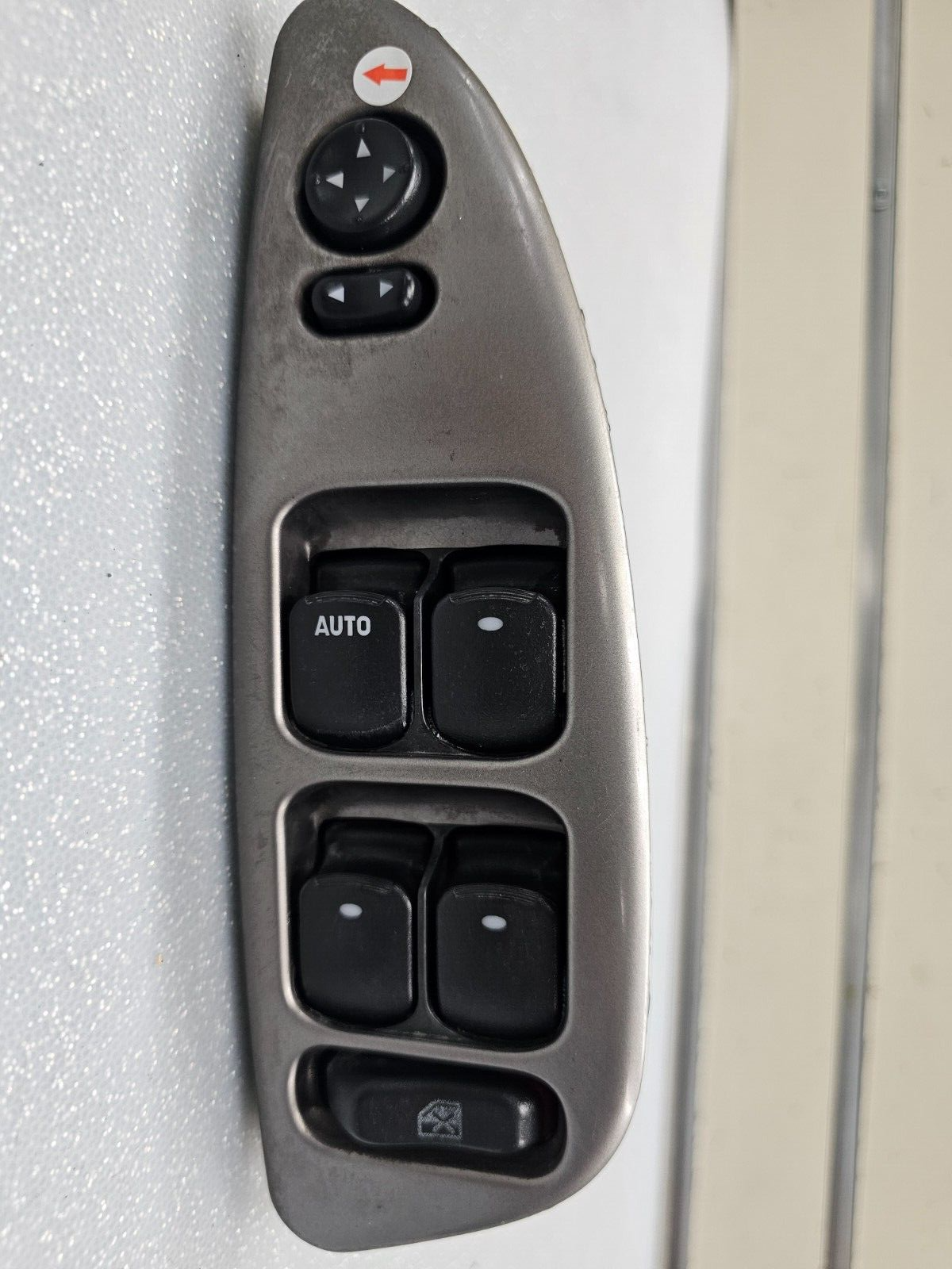 🔥04-07 CHEVY MALIBU LEFT DRIVER POWER WINDOW MASTER SWITCH ASSEMBLY SILVER OEM